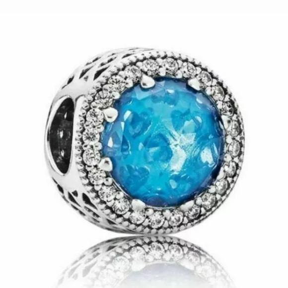 Pandora Jewelry - Pandora sky blue radiant Hearts charm.